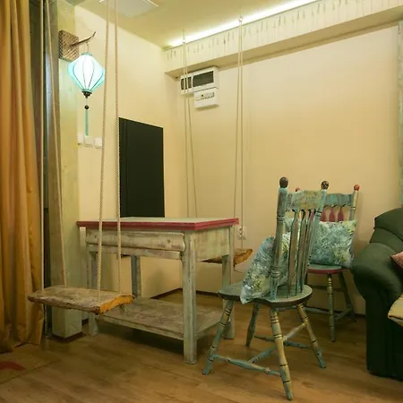 Boutique Design Studio * בודפשט